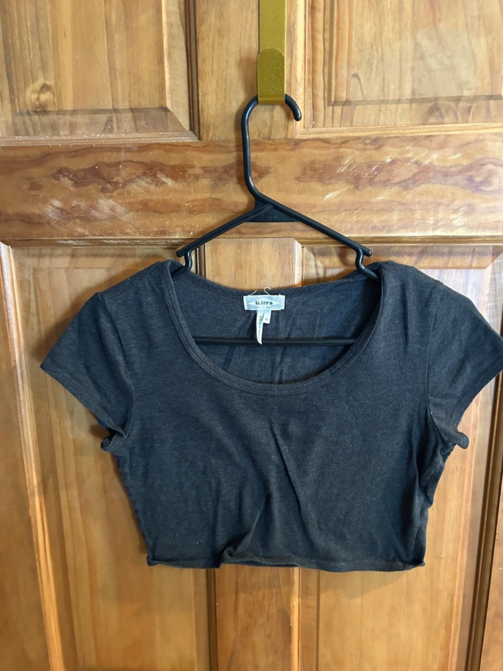 Kirra Charcoal Grey Black Scoop Cropped Tee
